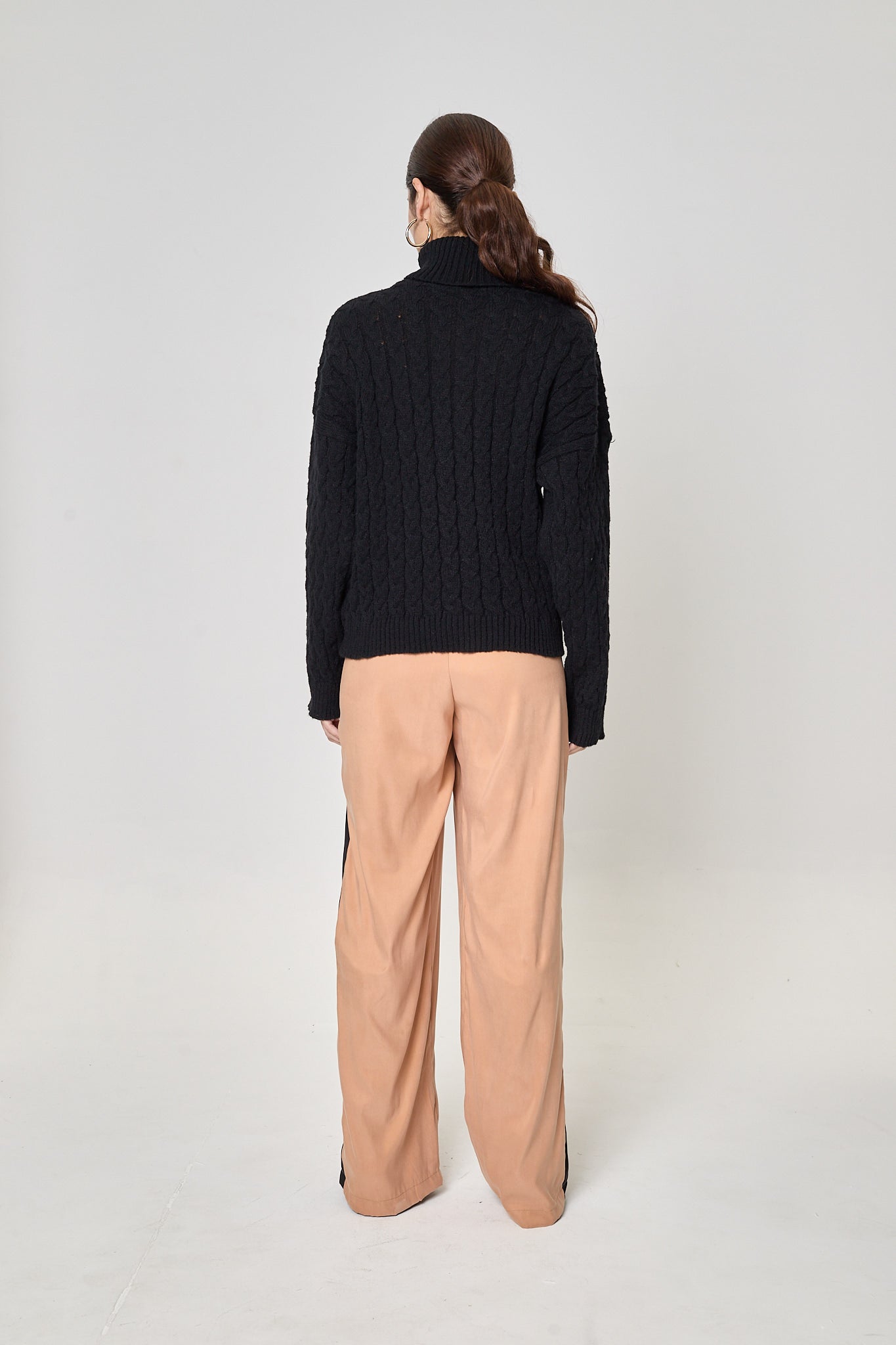 SWEATER RIFF