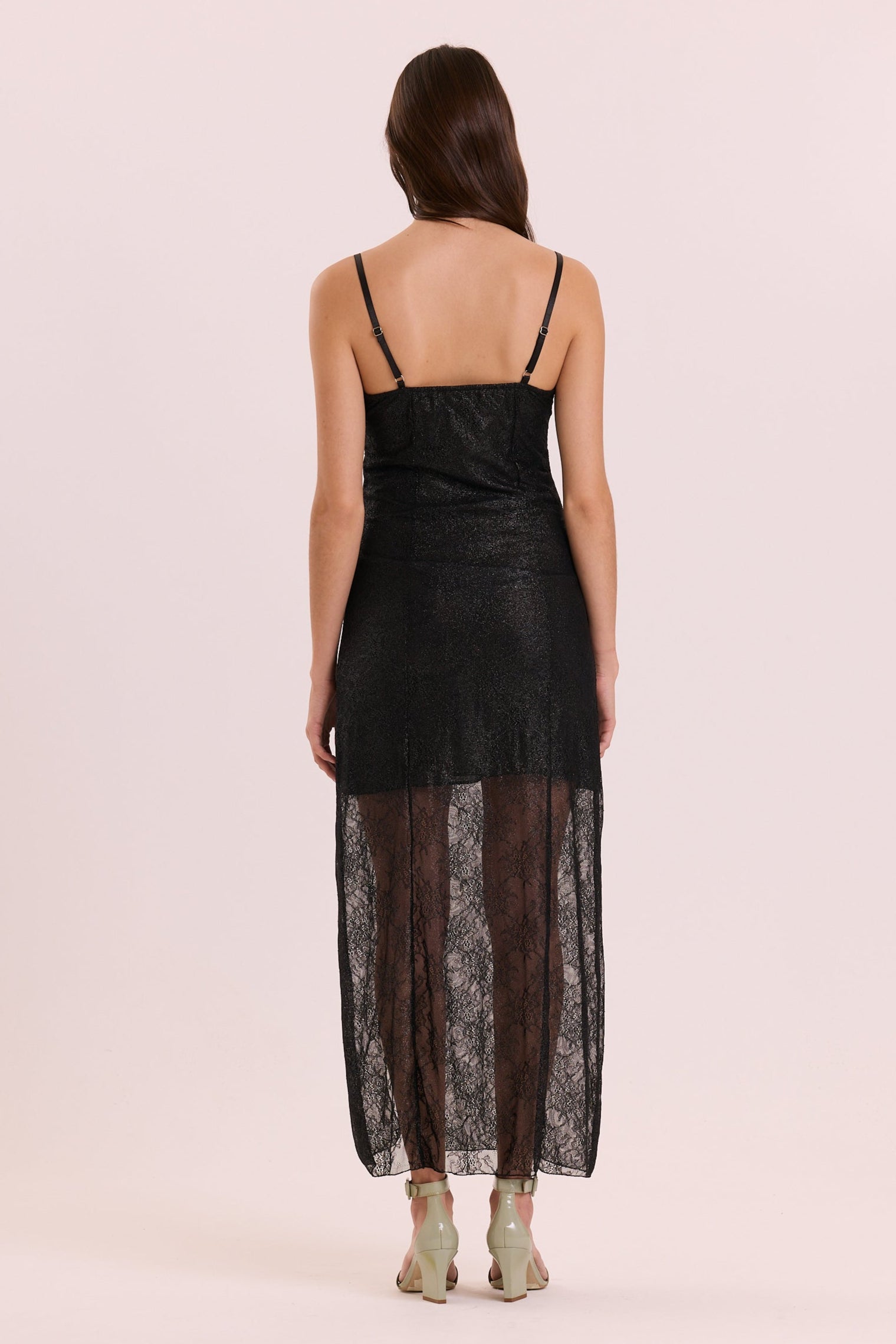 VESTIDO PISTOLS