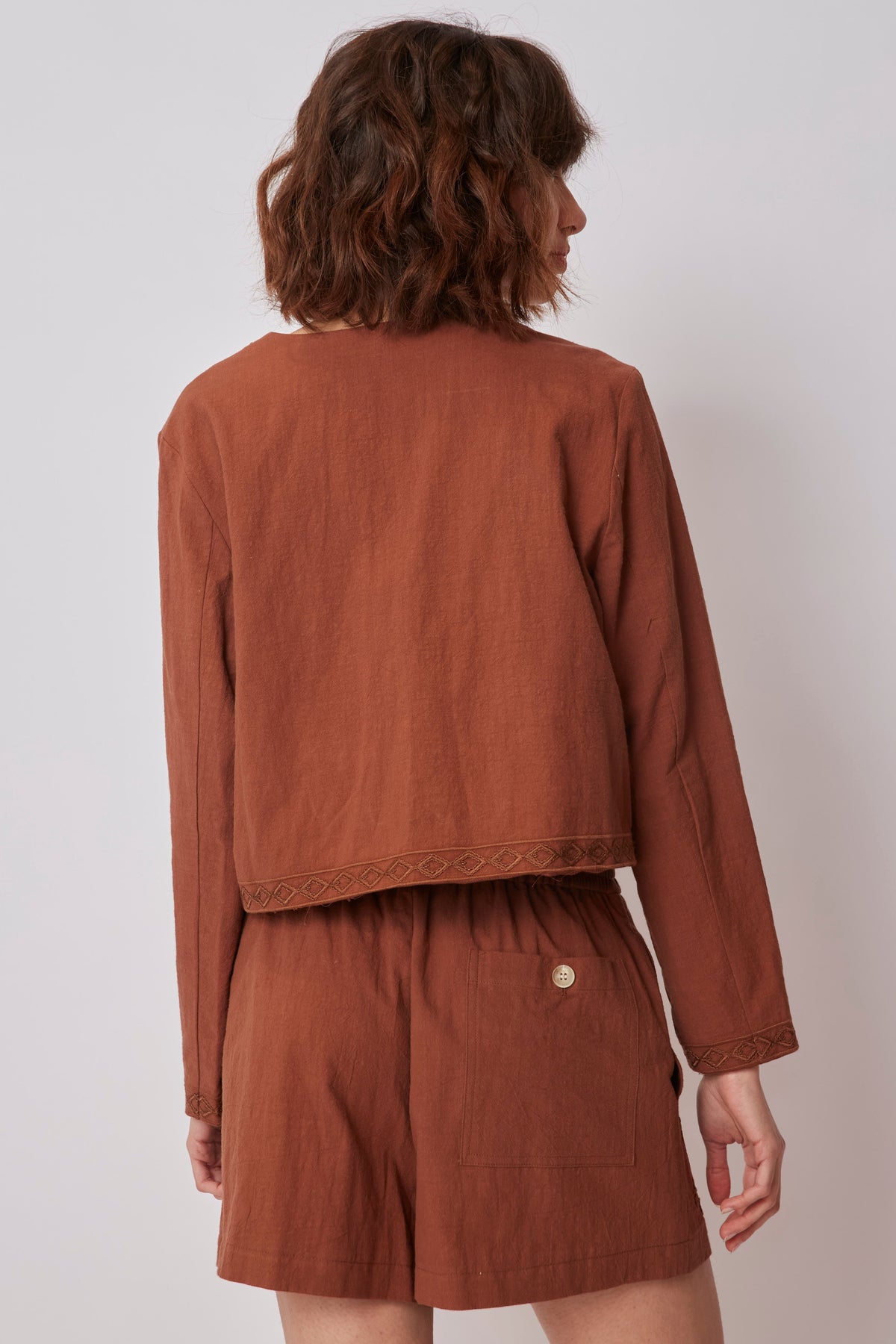 SHORT LUMEN