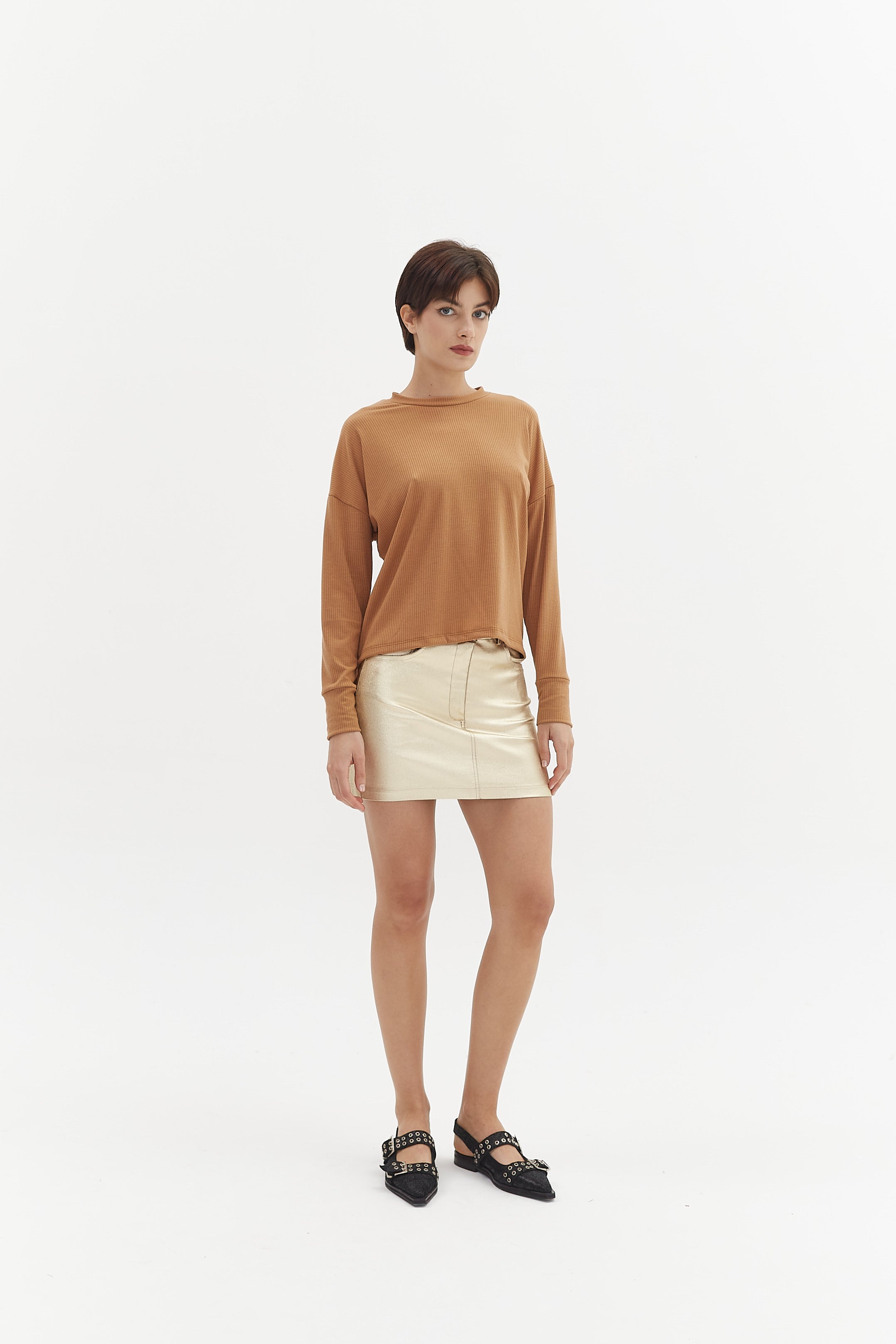 REMERA LEONORA