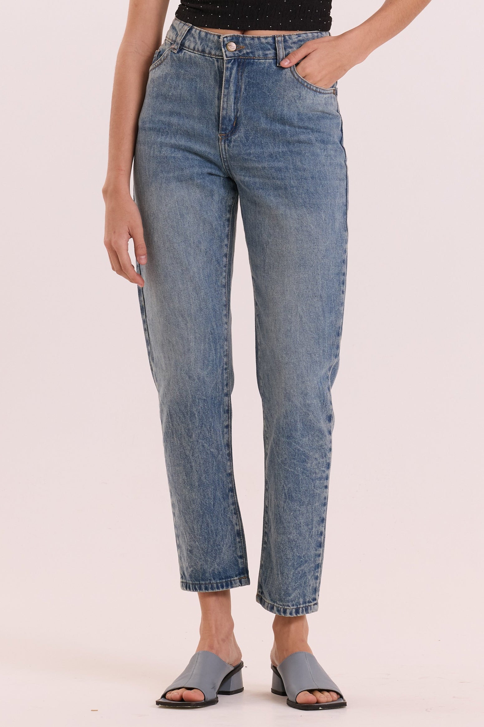 JEAN MOM LIGHT BLUE