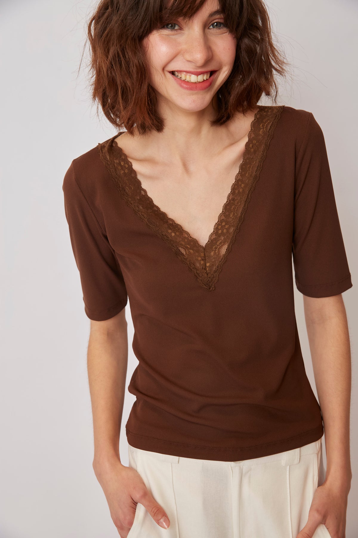 REMERA LEUCANTA